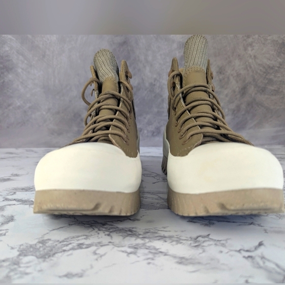Converse All Star Chuck Taylor Lugged 2.0 Counter Climate Size 6.5 High Top main image 12